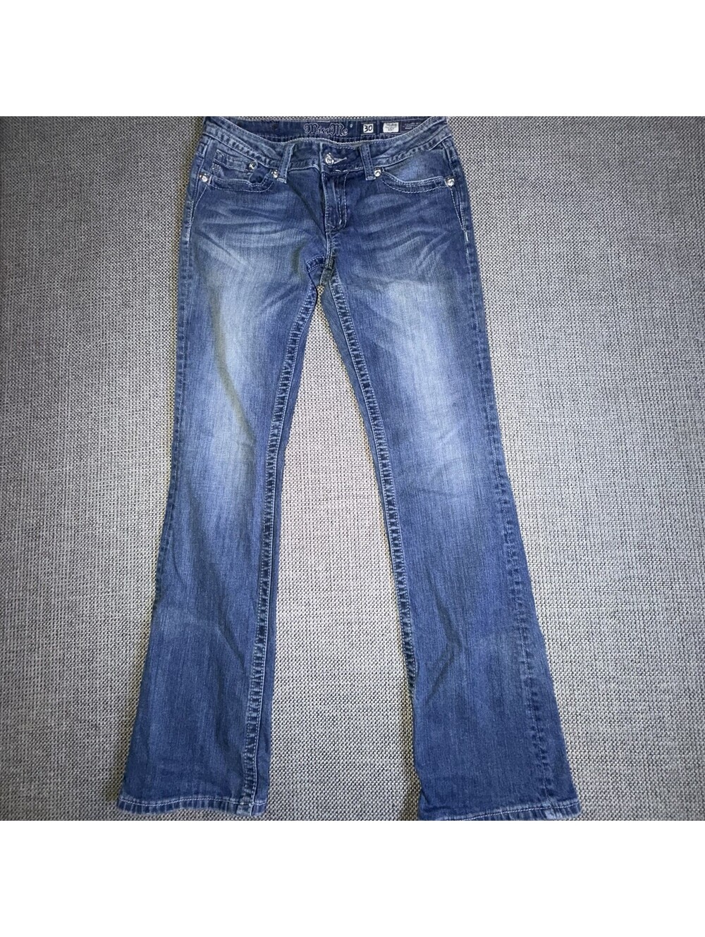 Miss Me Mid Rise Bootcut Jeans Women’s Size 30 Flower Embellished Pockets